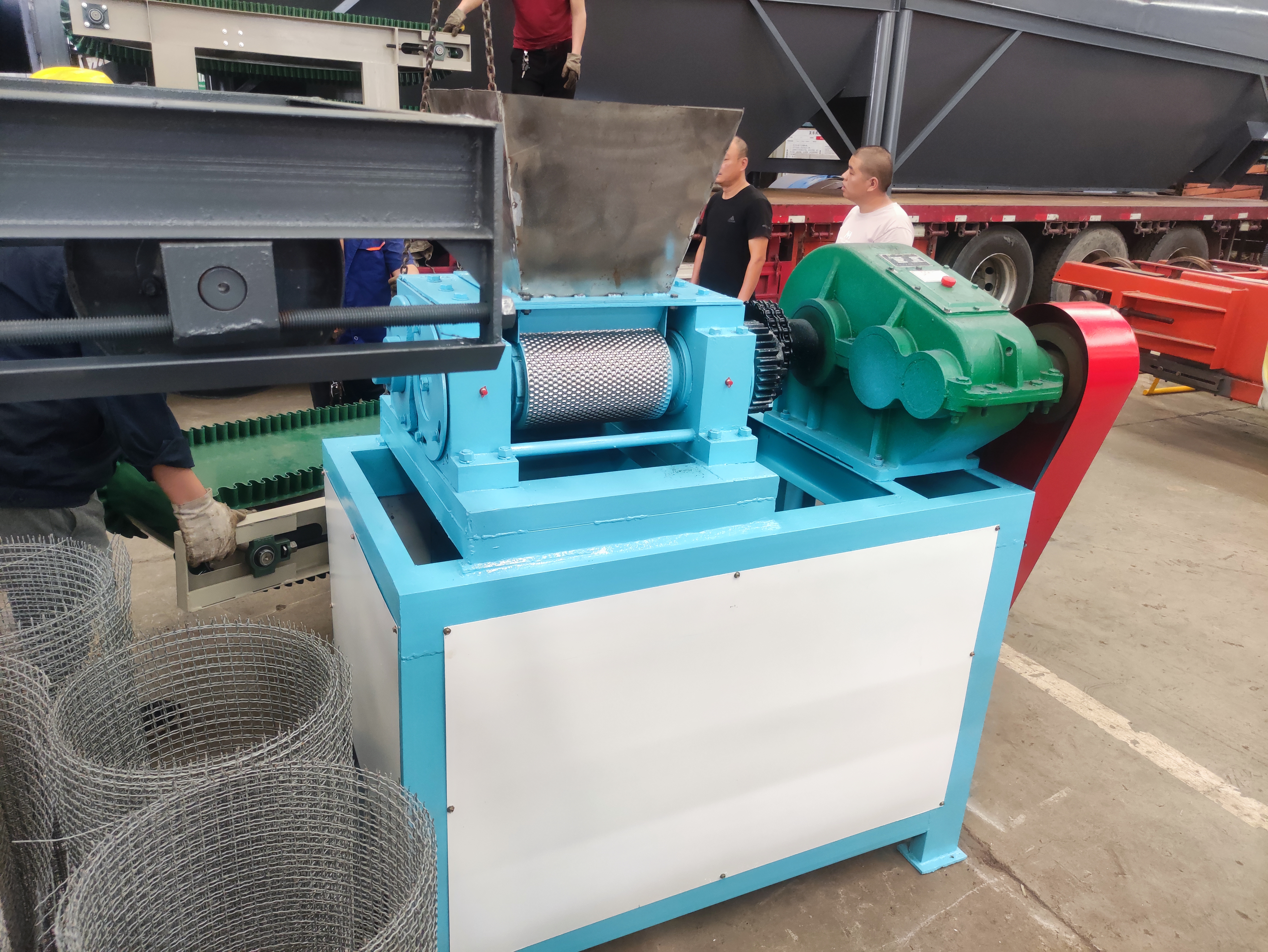 擠壓造粒機的優(yōu)勢在哪里？(圖1)